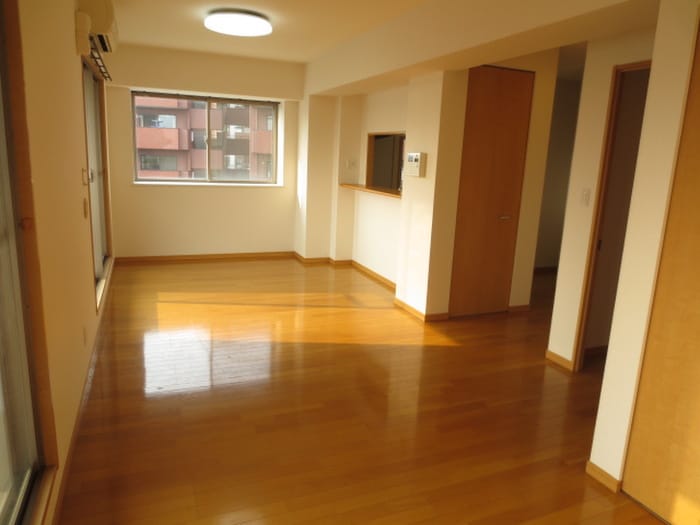 居室 ラヴィ－ヌ