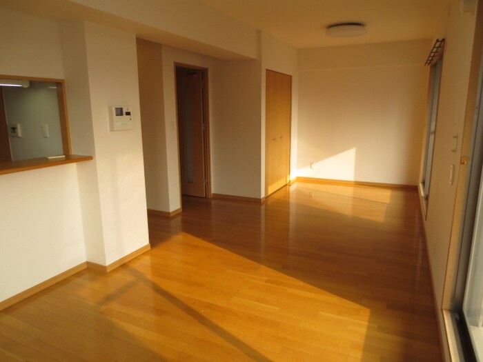 居室 ラヴィ－ヌ