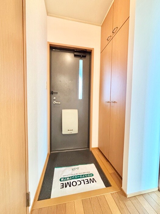 玄関 フェロー中鶴 Ｂ棟