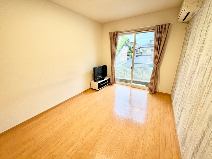 居室 フルーレ南方