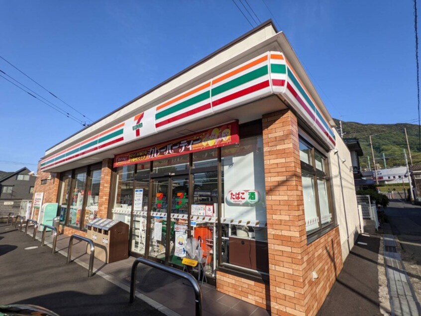 セブン-イレブン 門司高田店(コンビニ)まで1000m アンブラッセⅡ