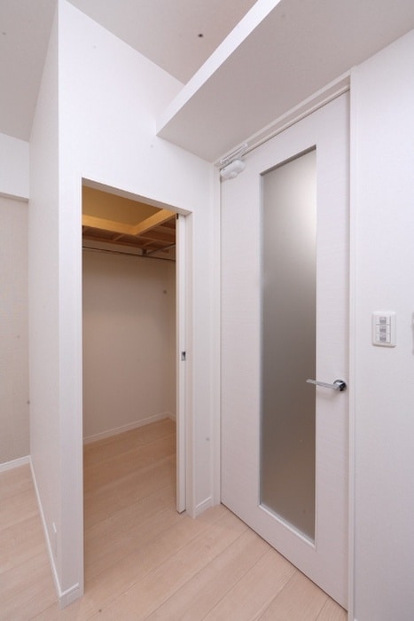 収納 ｴﾝｸﾚｽﾄ天神ＭＥＲＳⅡ(408)