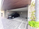 駐車場 ルアナ　スザキ
