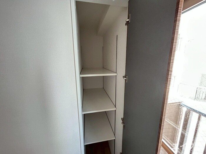 収納 ラシュール・イン寺塚
