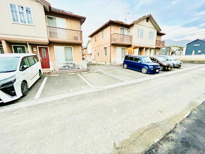 駐車場 コムハウス壱番館