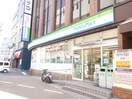 ファミリーマート小倉モノレール旦過店(コンビニ)まで160m 旦過タカヤコ－ポレ－ションビル