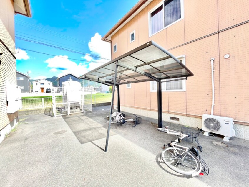 駐輪場 コムハウス参番館