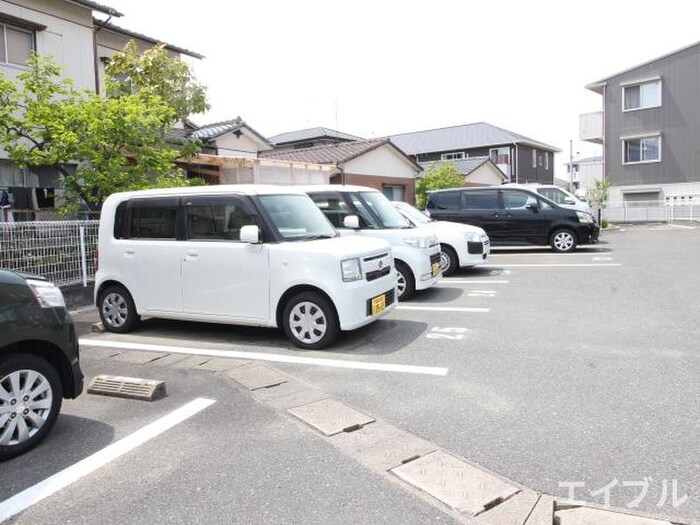 駐車場 フォンティ－ヌ清水Ａ棟