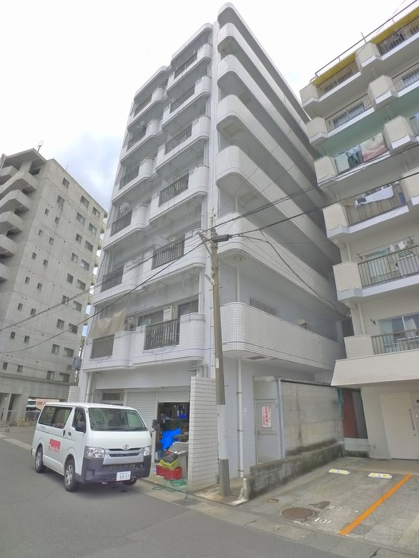 外観写真 第２ステップイン金満