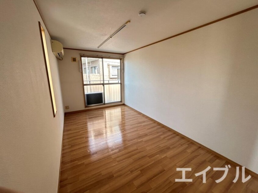 居室 エルステ隼人