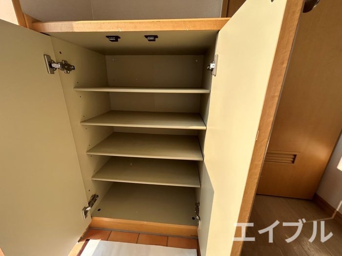 靴箱 エルステ隼人