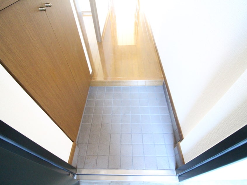 玄関 プリムヴェール愛宕