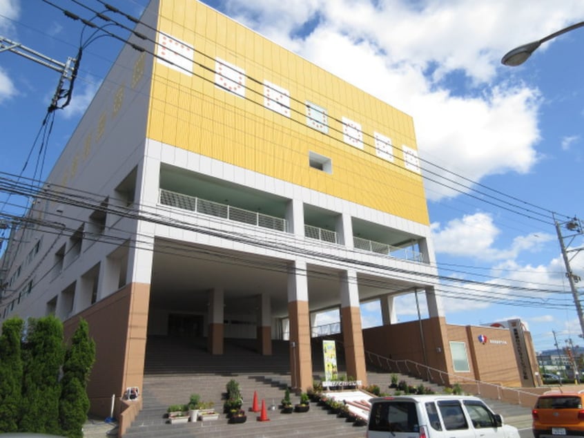 福岡看護専門学校(大学/短大/専門学校)まで1700m パティオ福工大前