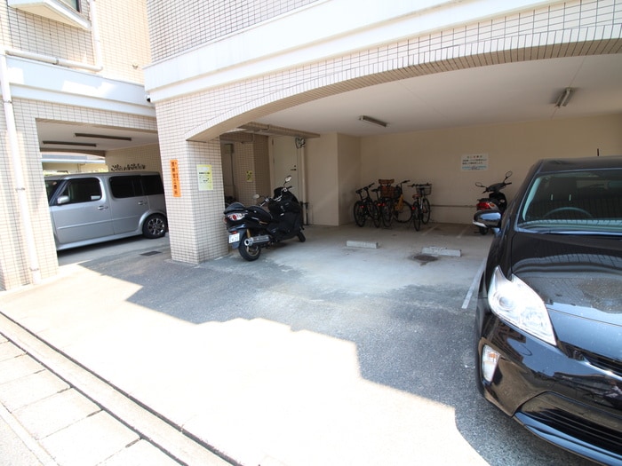 駐車場 メゾンドカシェット