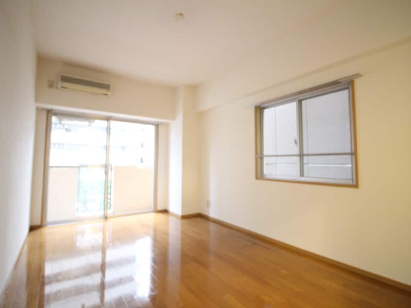 居室 エルグランド室見