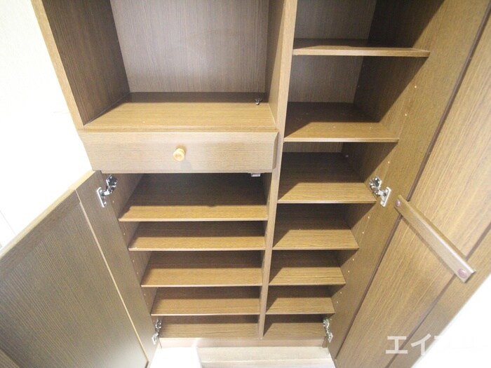 収納 コンフォールカヤノ