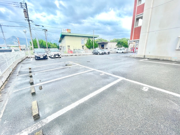 駐車場 サンビーム直方