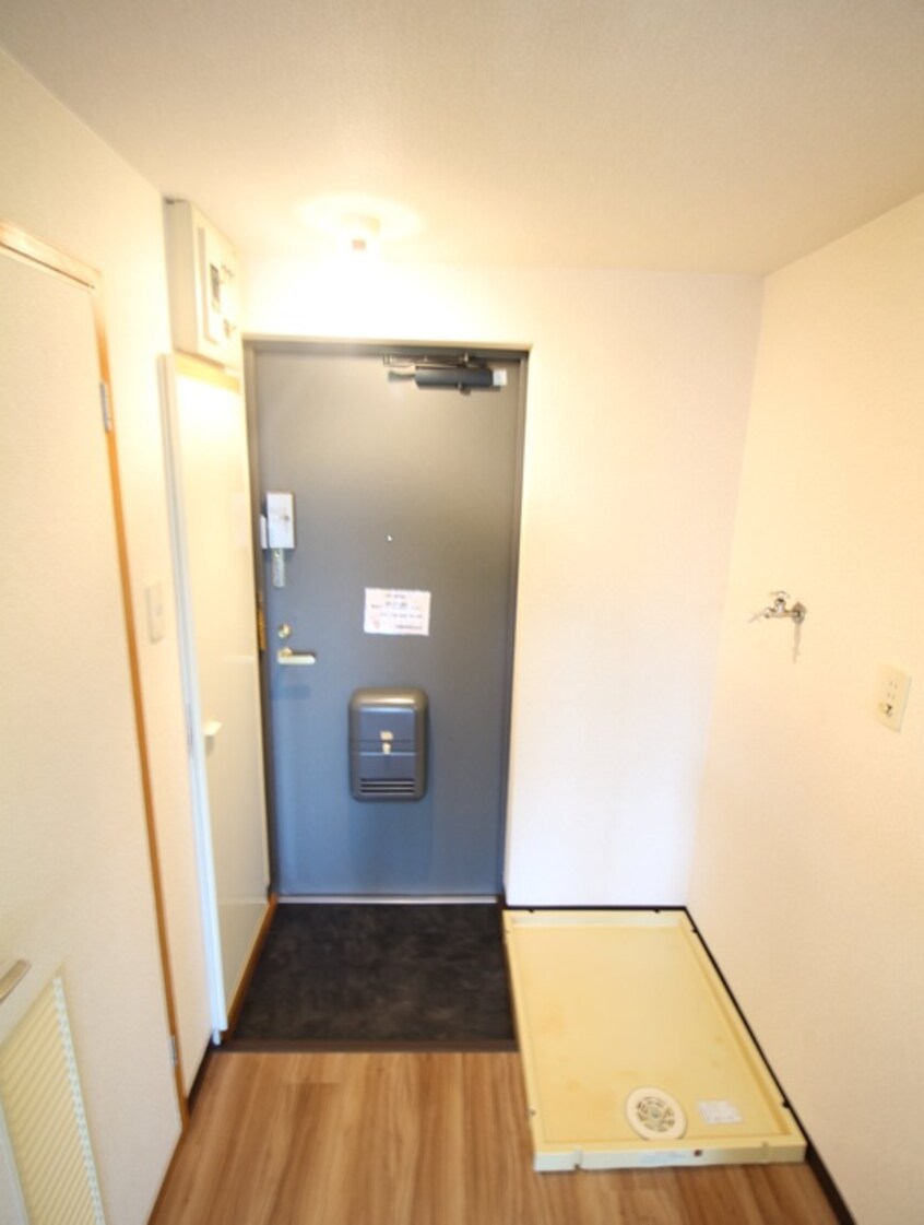 玄関 シャトレ徳力