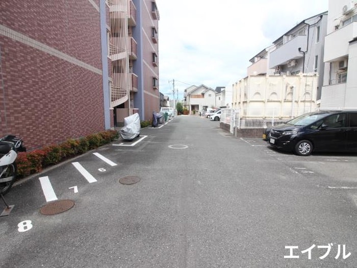 駐車場 大産鳥飼マンション