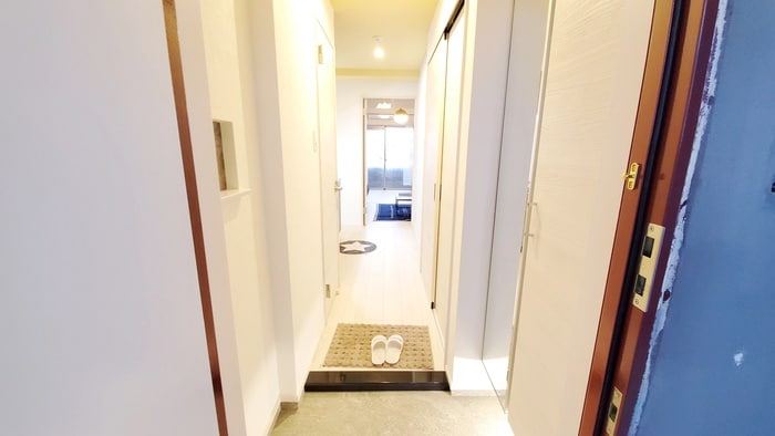 玄関 ギャラン片野Neo