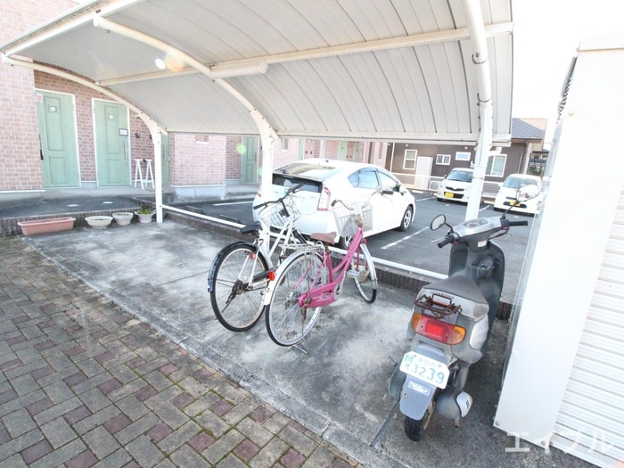 駐輪場 ケイズヴィラ