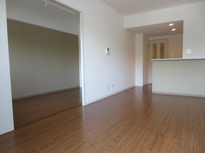 内観写真 プロニティ空港前