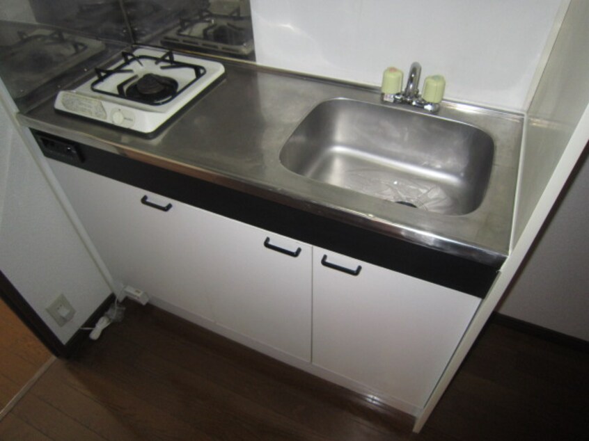 キッチン マルエイ壱番館