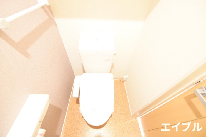 トイレ ノーヴァ　ビオーラ