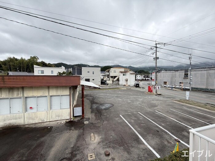 室内からの展望 ホワイトヴィラ柏原Ⅰ