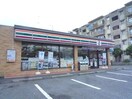 セブン-イレブン 門司高田店(コンビニ)まで450m シャトレ小松