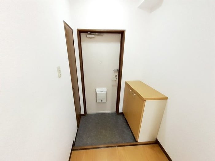 玄関 サンパ－ク田原