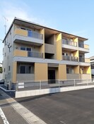 レイモンドジャルダンの外観