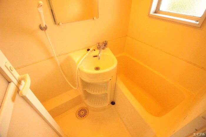 バス／シャワールーム等 荒牧ハイツ