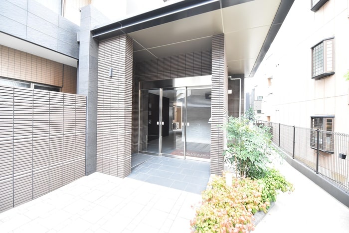 エントランス部分 レフィナード博多