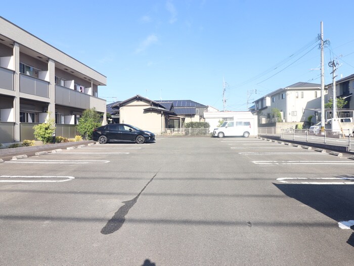 駐車場 ミックス　ドアーズ