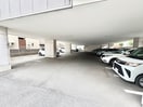 駐車場 ワイ・エヌビル