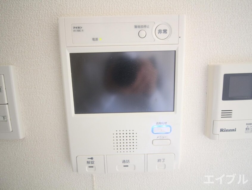 内観写真 ワイ・エヌビル