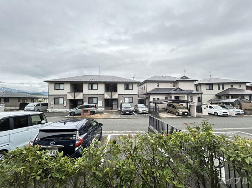 室内からの展望 アジェリア Ａ