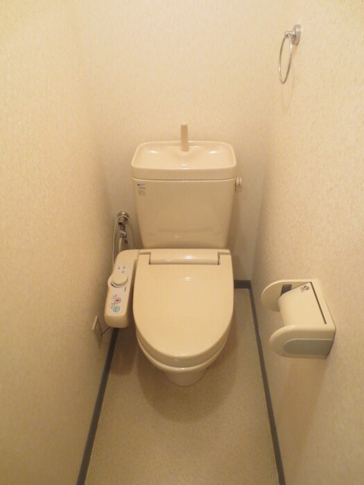 トイレ ブルーメンⅡ