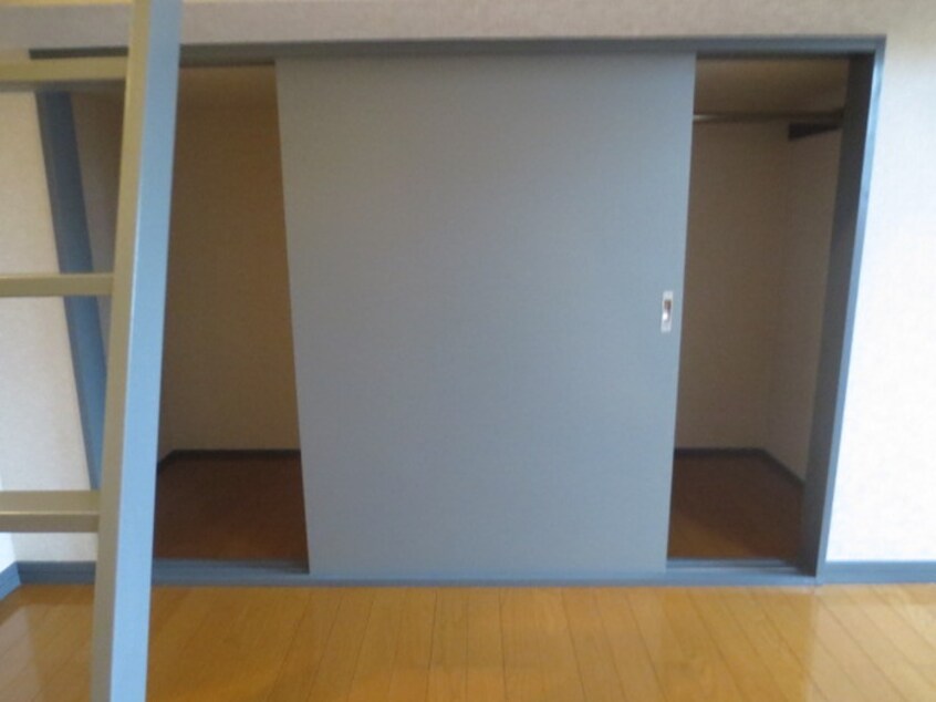 収納 ブルーメンⅡ