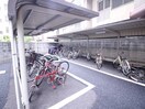 駐輪場 ビクトワール歯大前