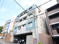 ファミリオン西新