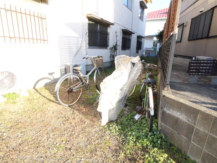 駐輪場 Y′sフラット博多南