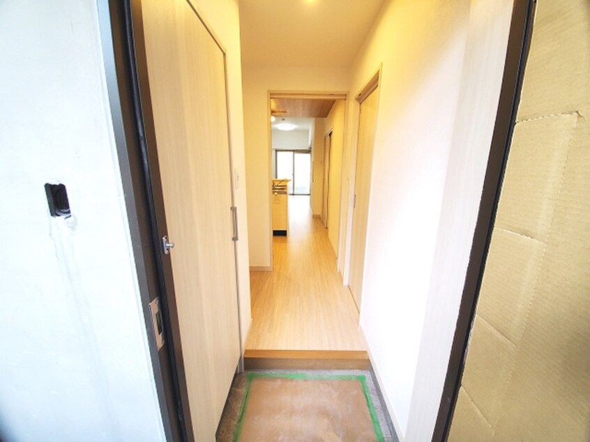 玄関 ウィングス三郎丸