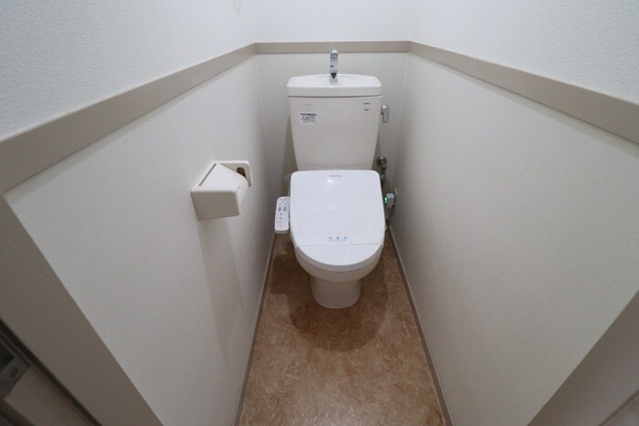トイレ FLAT3　花村