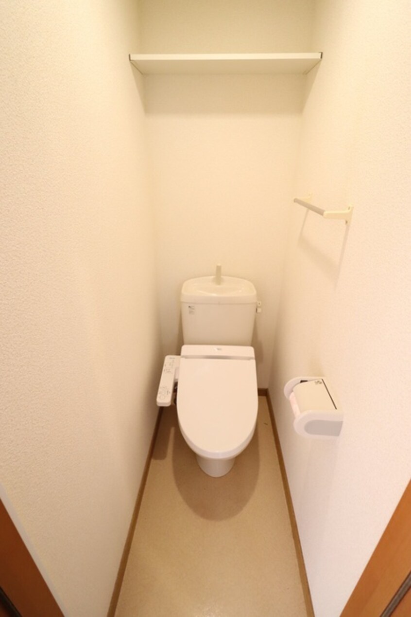 トイレ FLAT6　山本