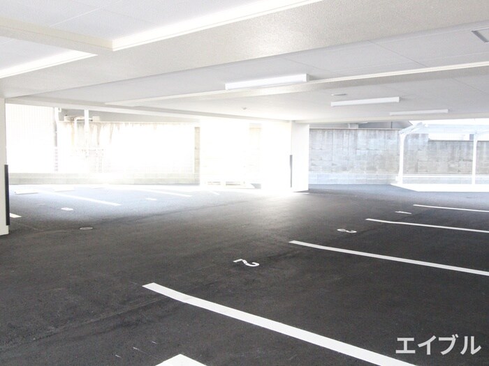 駐車場 ＲＥＳＩＤＥＮＣＥ花畑