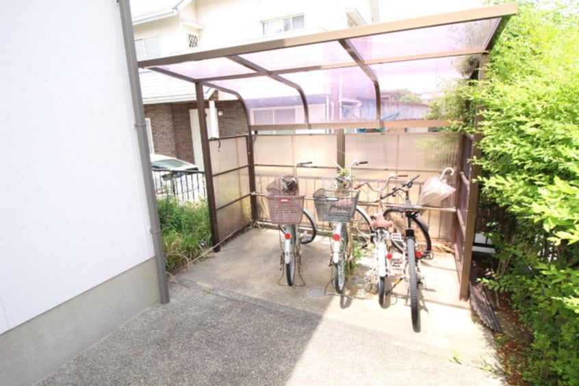 駐輪場 サニーコート香椎