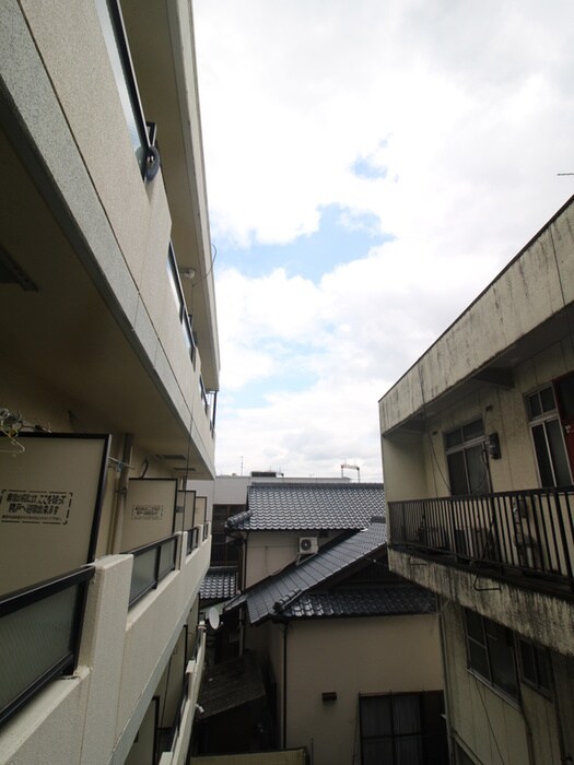 室内からの展望 ガ－デンヒルズマリア前