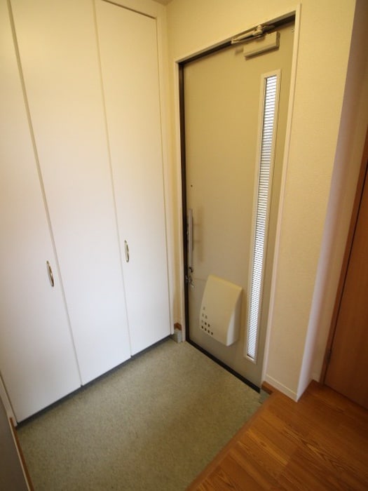 玄関 ロアーブル参番館